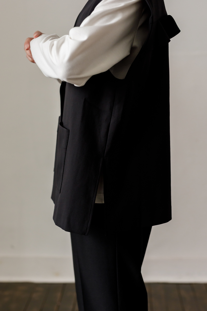 Frill vest(Black)