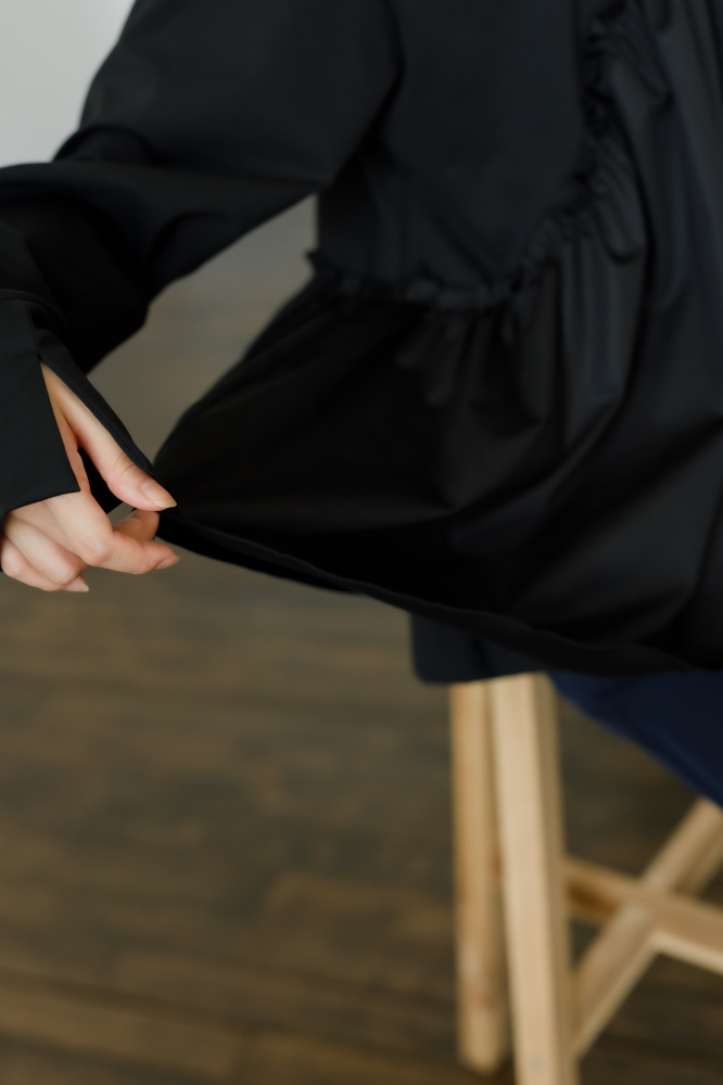 Satin Frill pullover(Black)