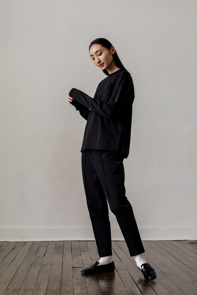 Smooth Pocket pullover(Black)