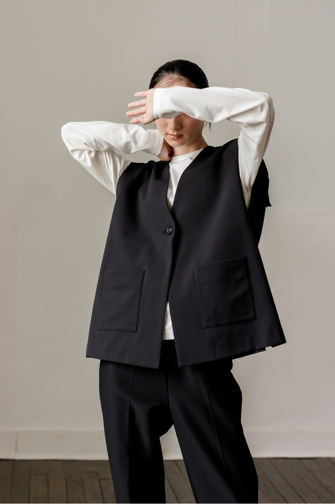 Frill vest(Black)