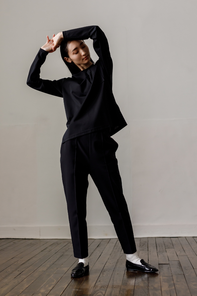 Smooth Pocket pullover(Black)