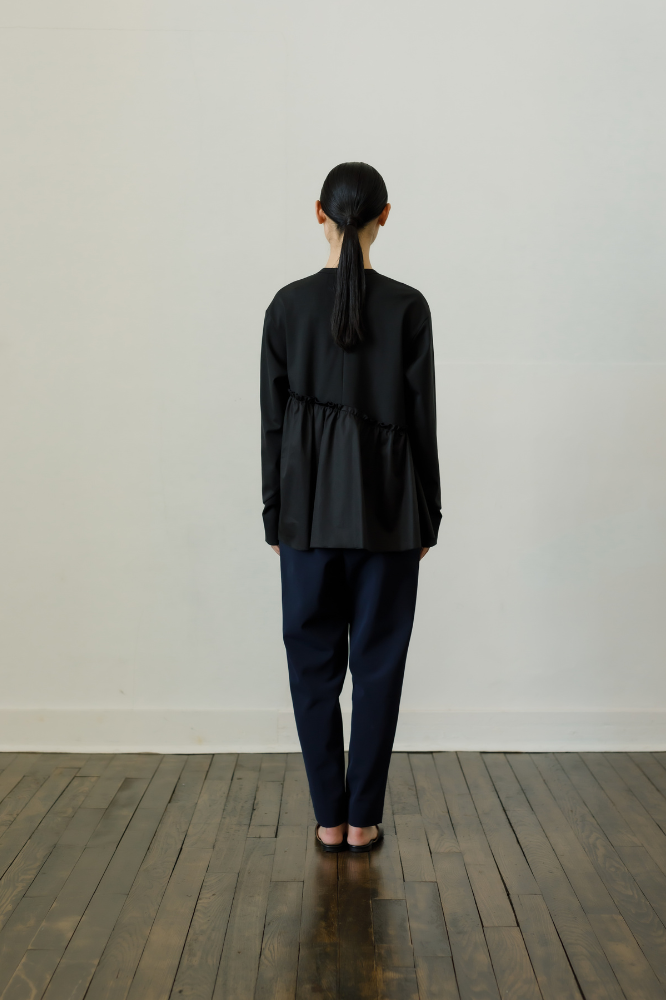 Satin Frill pullover(Black)