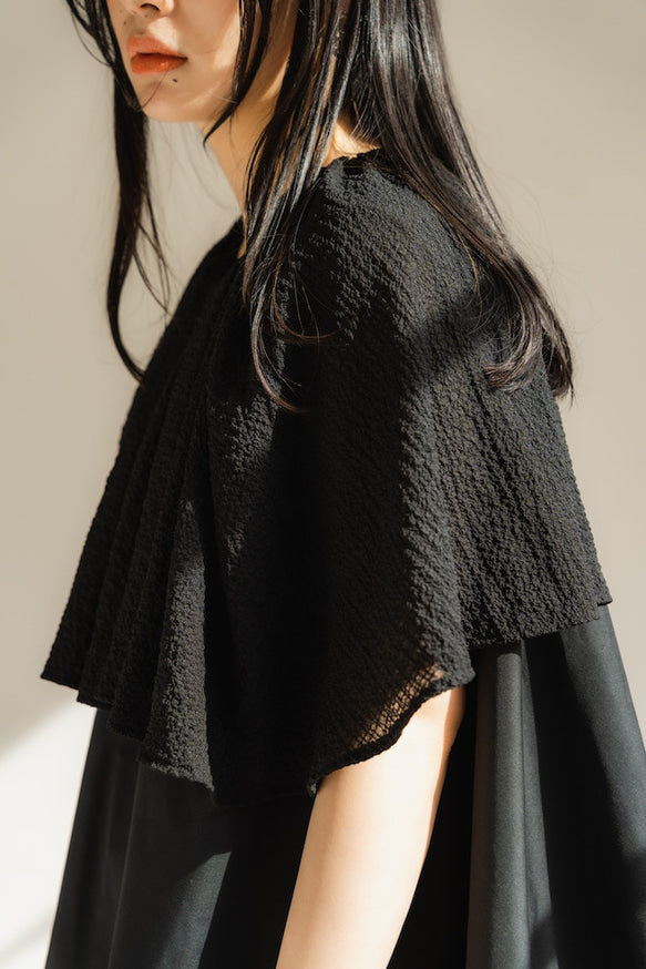 Cape blouse(Black)