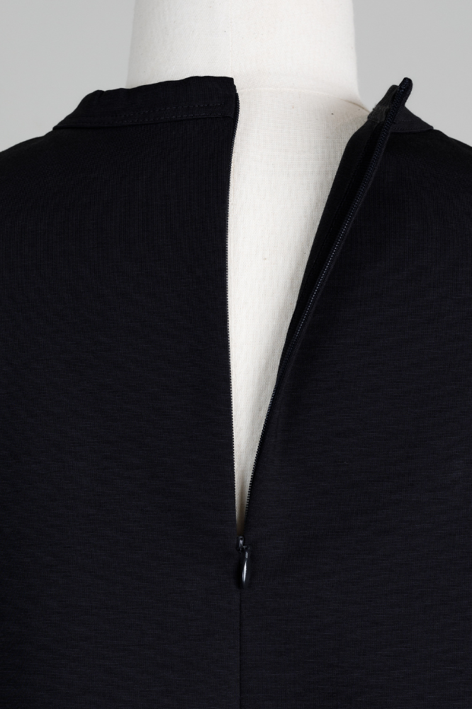 Satin Frill pullover(Black)