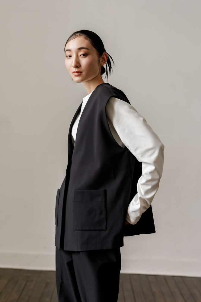 Frill vest(Black)