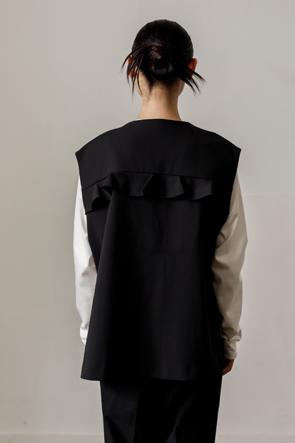 Frill vest（Black）