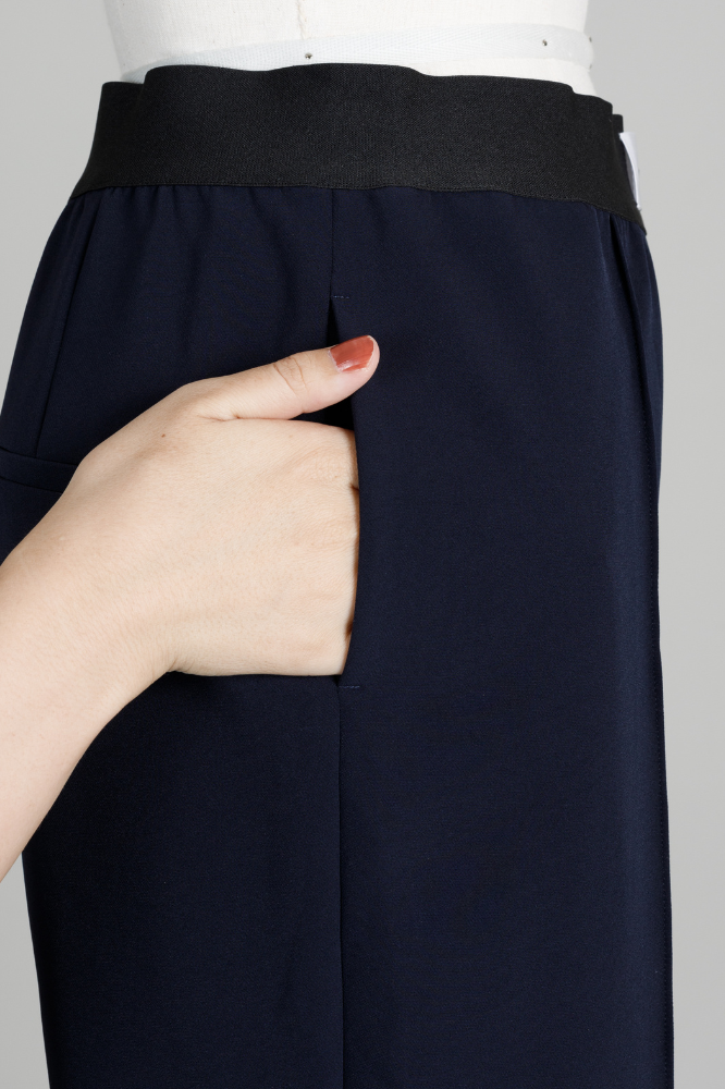 Pintuck Easy pants（Navy）