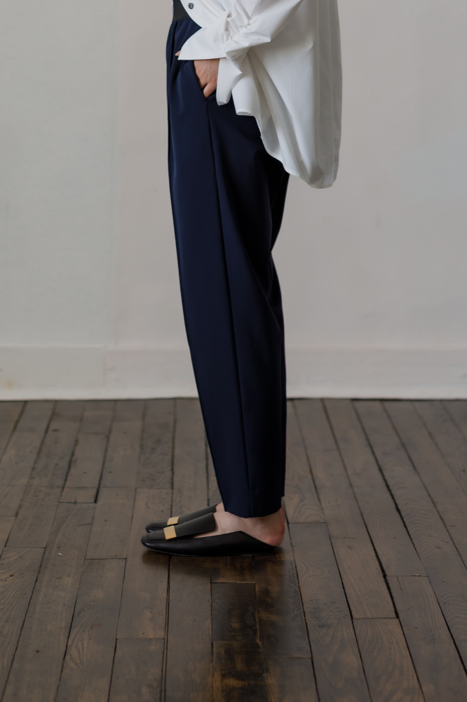 Pintuck Easy pants（Navy）