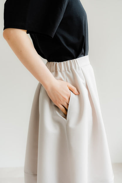 Cocoon skirt（Greige）