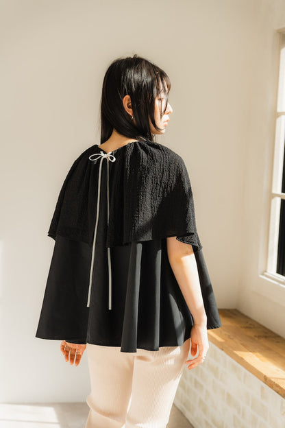 Cape blouse（Black）