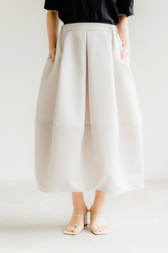 Cocoon skirt（Greige）