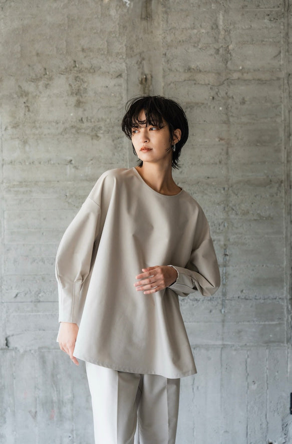 Flare tops（Beige）