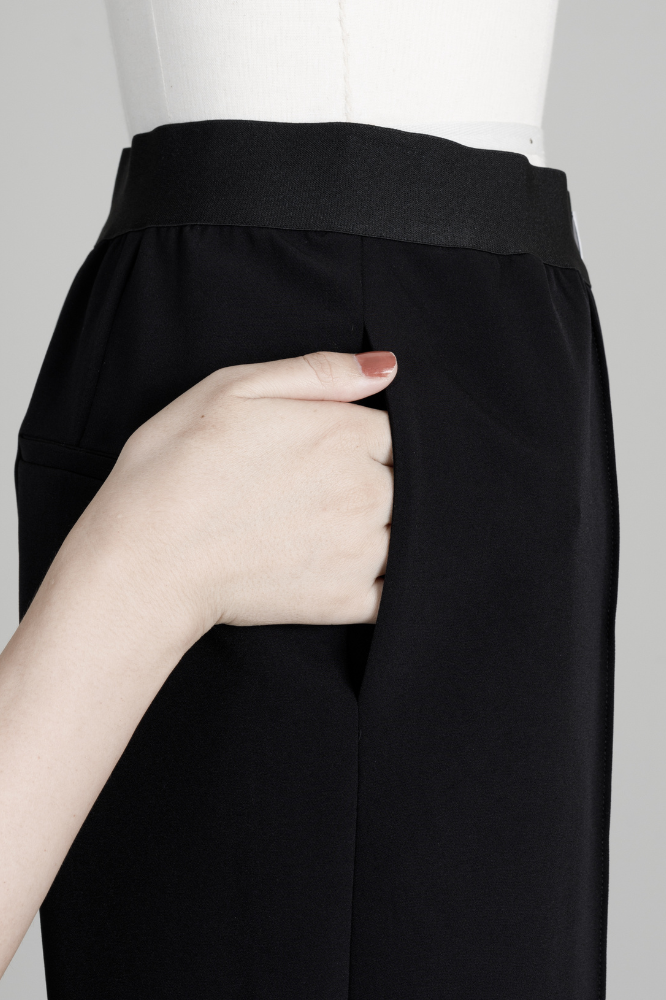 Pintuck Easy pants（Black）