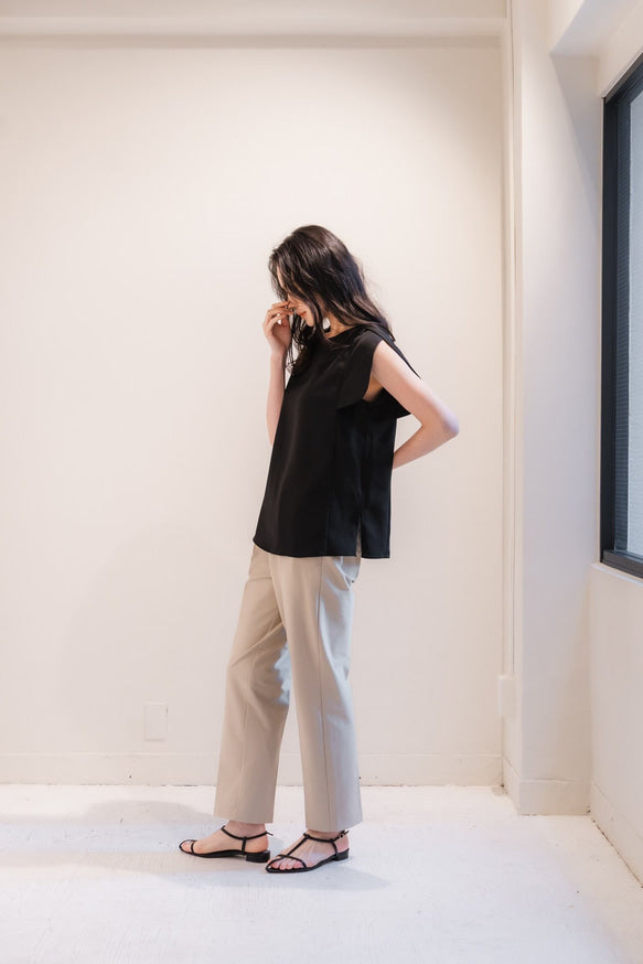 Tulip T-blouse （Black）