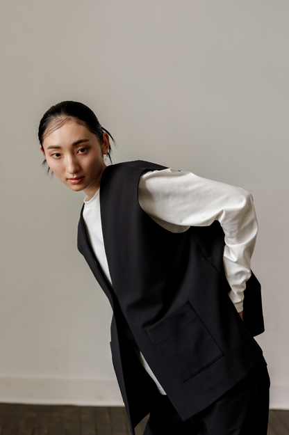 Frill vest（Black）