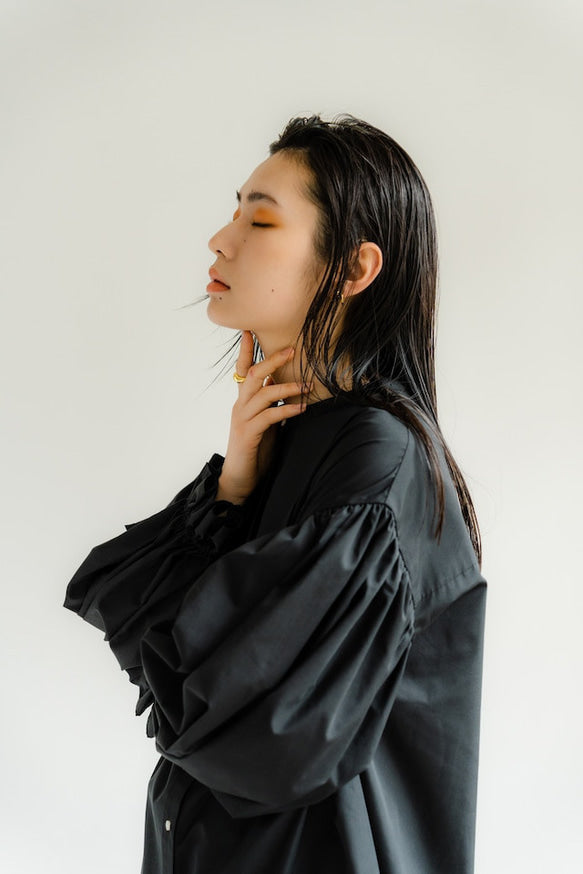 Ruffle sleeve shirt dress（Black）