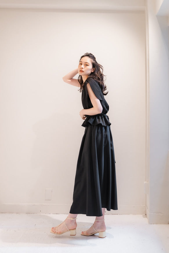 Tulip T-blouse （Black）