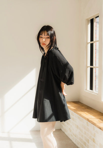 Shirring sleeves Tunic（Black）